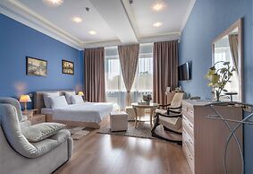 Tesoro Hotel