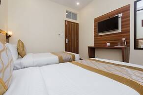 Hotel Axis International