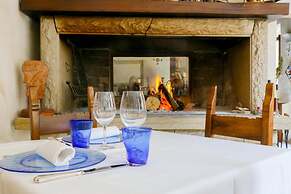 Hotel Antico Furlo