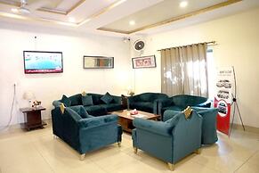 Royalton Inn Hotel