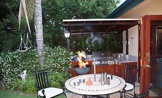 Lamor Guest House