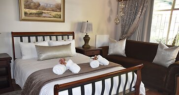 Lamor Guest House
