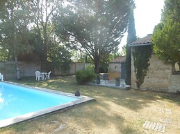 Les Hôtes du Paradis