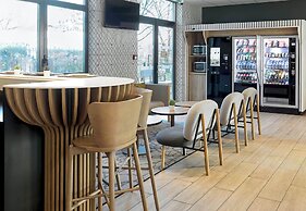B&B HOTEL Paris Meudon Vélizy