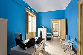 Sunshine Hostel
