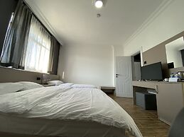 No57 Suites