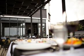 No57 Suites