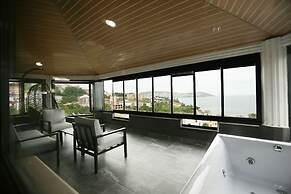 No57 Suites
