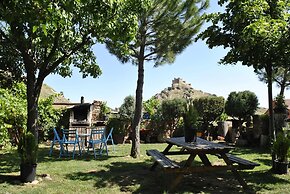 Castillo De La Riba