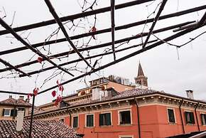Romeo Terrace