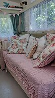 1 Bed Caravan Sleeps 2 - Parking, Garden, Pets