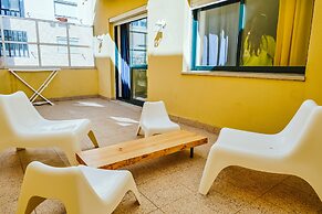 Help Yourself Hostels - Restelo