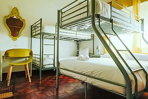 Help Yourself Hostels - Restelo
