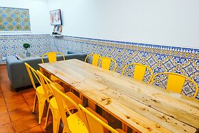 Help Yourself Hostels - Restelo
