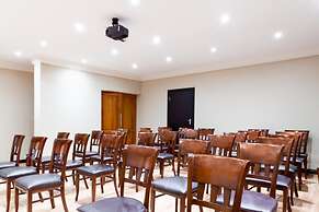 InnJoy Boutique Hotel