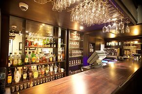 InnJoy Boutique Hotel