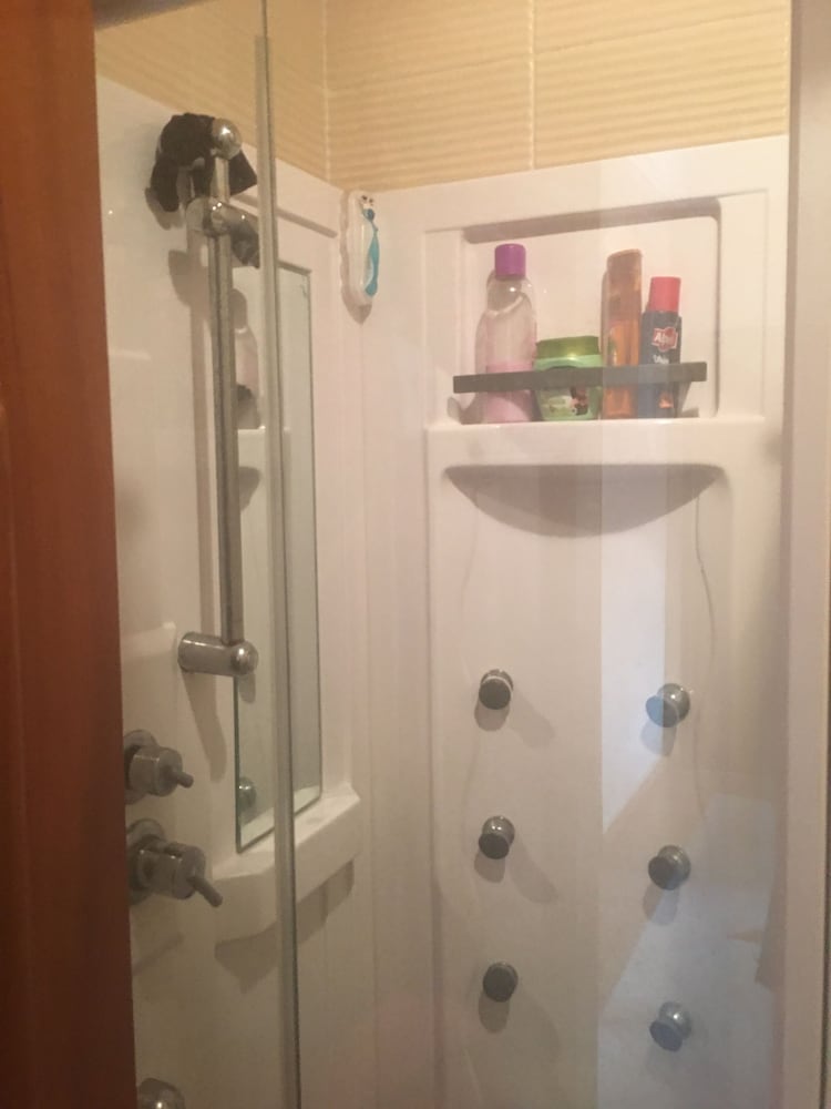 Immaculate 2-bed Apartment