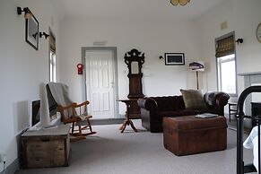 Kirkapol Beach Sleeps 4 With Dog Access
