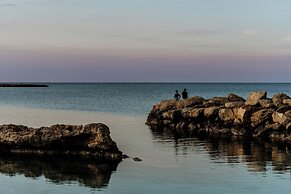 Cavo Zoe Seaside Hotel