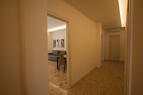 Steeb Apartment