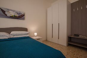 Steeb Apartment