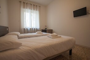 Steeb Apartment