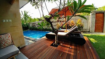 Coco Garden Pool Villas