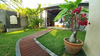 Coco Garden Pool Villas