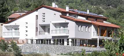 Livadia Hotel Kyperounta