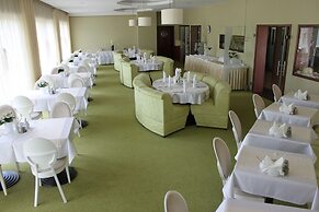 Hotel Gniecki
