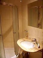 Hotel Gniecki