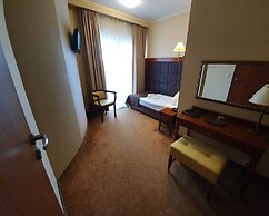 Hotel Gniecki