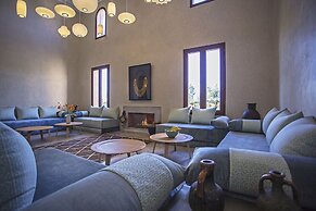 Villa Adnaa
