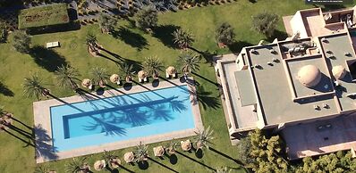 Villa Adnaa