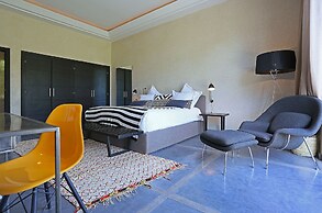 Villa Adnaa
