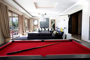 Villa Adnaa