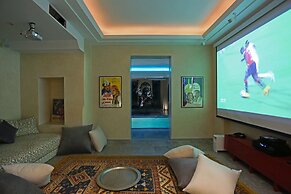 Villa Adnaa