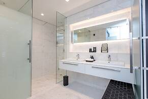 Bradway Apartments