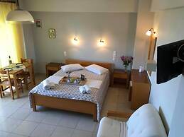 Leonidas Rooms