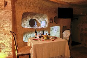 Casia Cave Suites