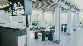 2428 Suites