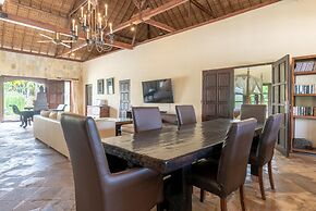 Villa Lotus