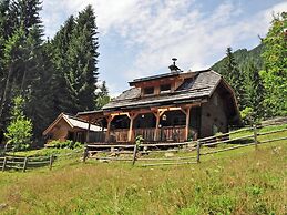Chalet in Kolbnitz Near Ski Slopes