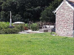 Tranquil Home With BBQ