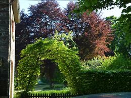 Charming Castle in Roumont
