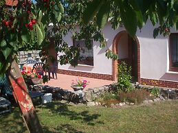 Bungalow in Alt Bukow Near the Beach