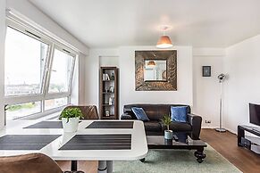 Magnificent and centrally located flat
