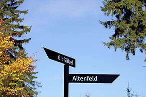Friedlicher Waldurlaub in Altenfeld