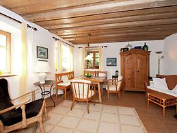 Geraumiger Ruckzugsort, Weissenburg