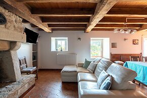 Modern Holiday Home in Plouhinec